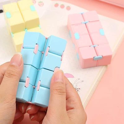 Cube Fidget Toy Infini - Objet Anti Stress - Science Labs