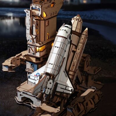 Alternative view of Space Shuttle 3D Wooden Puzzle